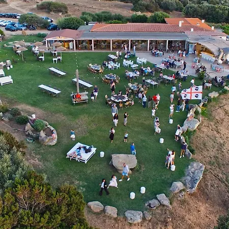 Agriturismo La Tegghja Bed & Breakfast *